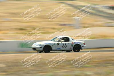 media/May-31-2025-CalClub SCCA (Sat) [[2c1a04e1ee]]/Qualifying/Group 5/Turn 4/